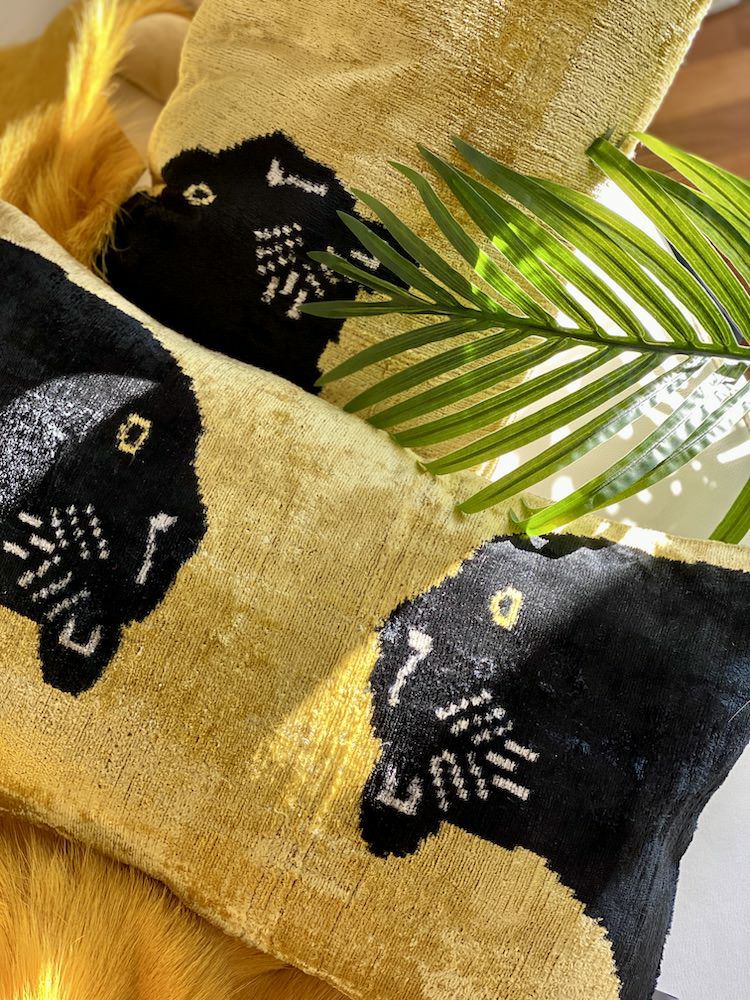 Pillow | Cushion ‘Panther’ Made Of Silk Velvet – Black-Yellow 40X60 Cm Home Accessories Pillow