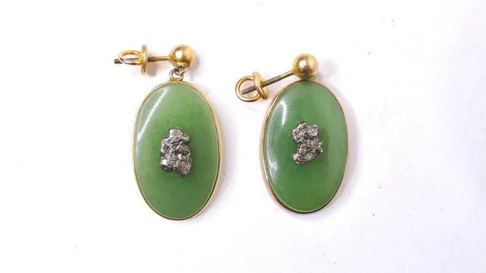 Jade Oval Dangling Earrings Vintage by Misty Earrings