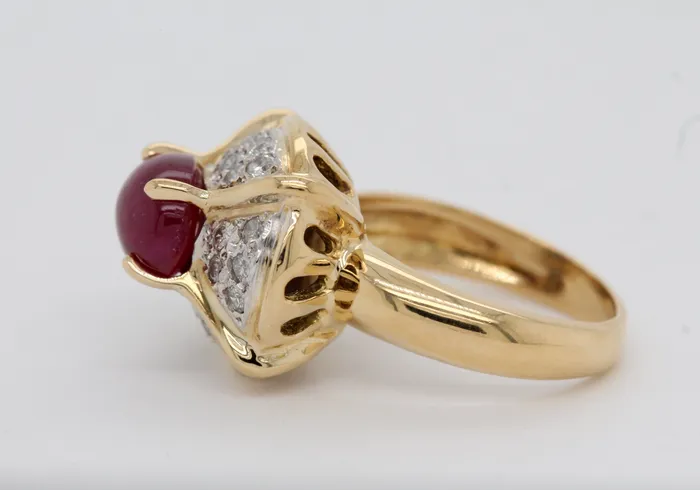 Rings FULLERS PURCHASE FROM PUBLIC Estate 18KY 305 Ct Star Ruby and 52 Cttw Diamond Ring H in Color and Rings FULLERS PURCHASE FROM PUBLIC Estate 18KY 305 Ct Star Ruby and 52 Cttw Diamond Ring H in Color and